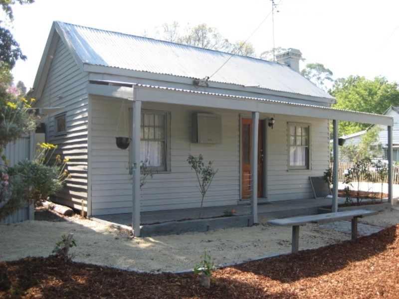 13 Cavanagh Road, Millgrove VIC 3799