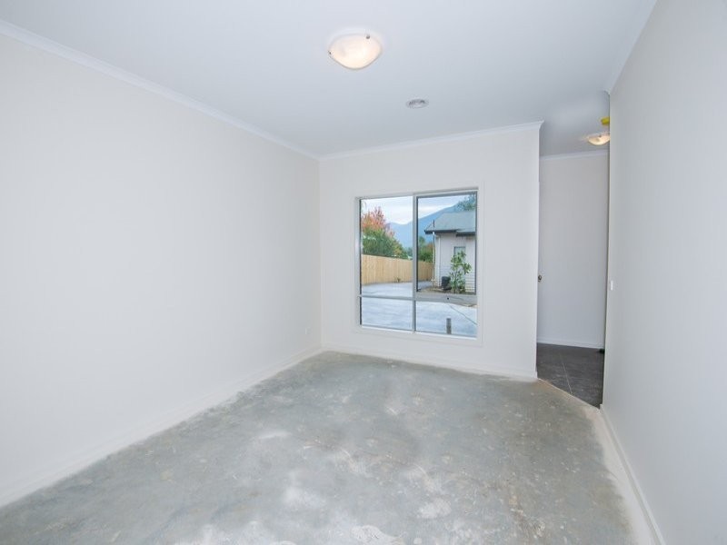 2/10 Herbert Street, Yarra Junction VIC 3797