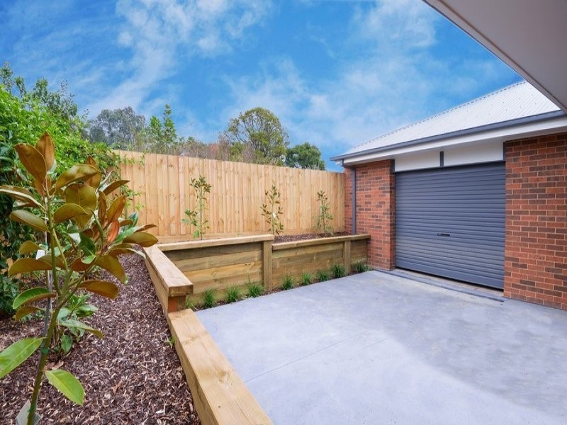2/10 Herbert Street, Yarra Junction VIC 3797