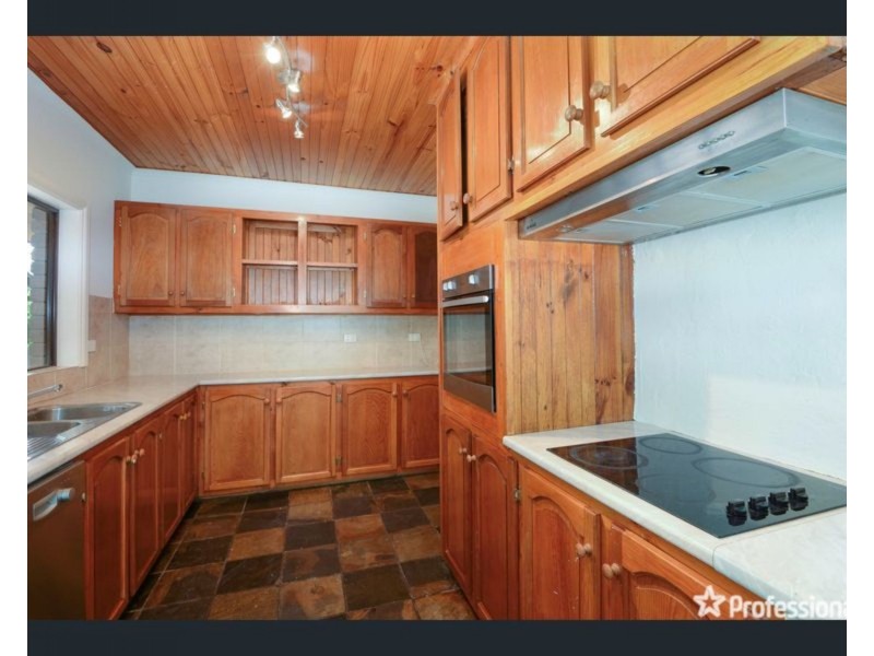 2881 Warburton Highway, Wesburn VIC 3799