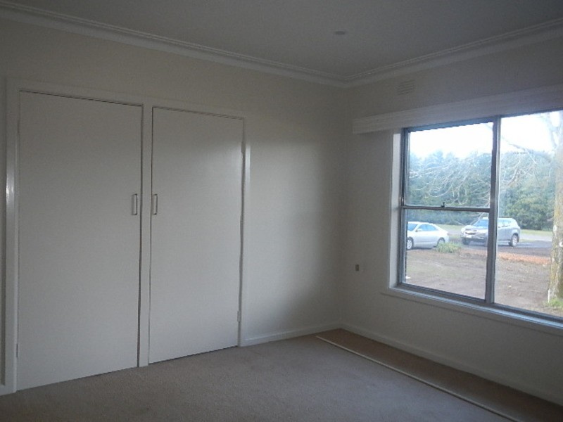 8 St Huberts Road, Coldstream VIC 3770