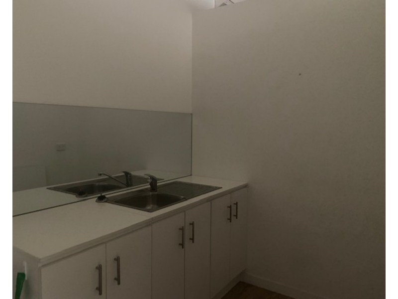 Shop 4/2456 Warburton Highway, Yarra Junction VIC 3797