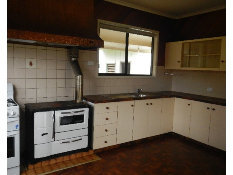 690 Lusatia Park Road, Hoddles Creek VIC 3139