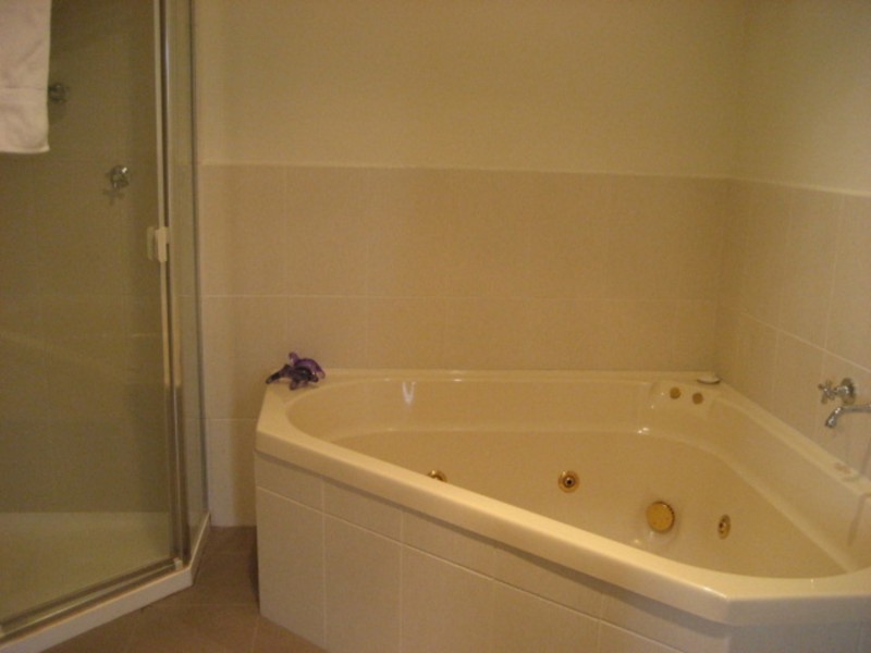 6 St Huberts Road, Coldstream VIC 3770