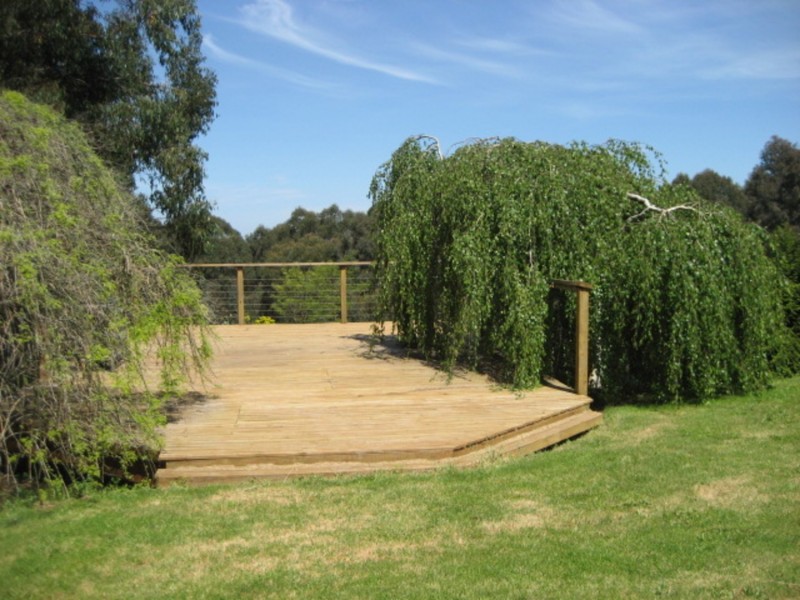 5 Glenara Road, Hoddles Creek VIC 3139