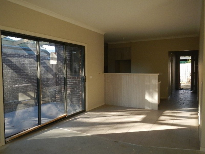 2/10 Yarra Street, Yarra Junction VIC 3797