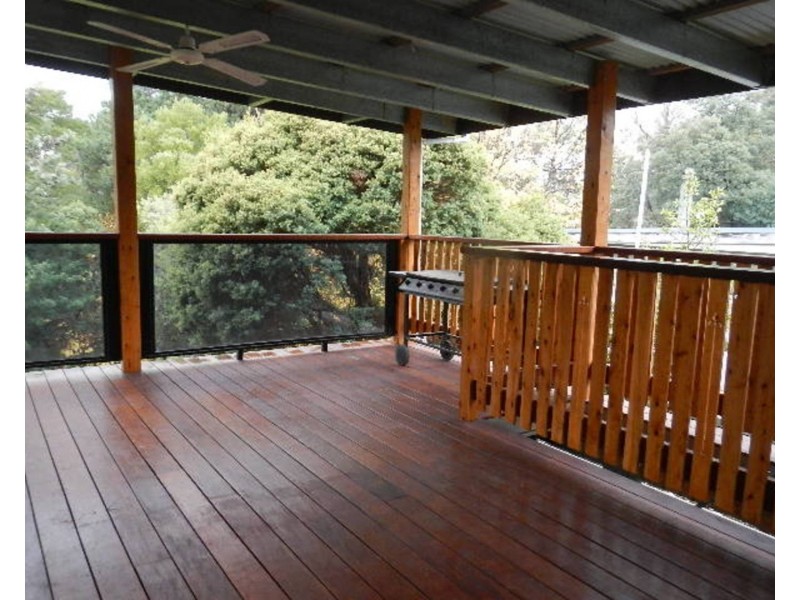 23 Timberline Road, Launching Place VIC 3139