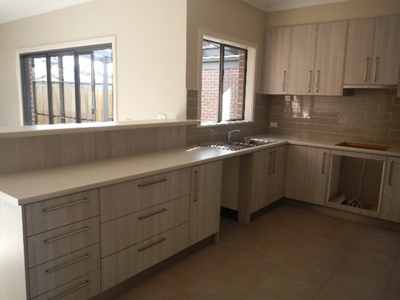 2/10 Yarra Street, Yarra Junction VIC 3797