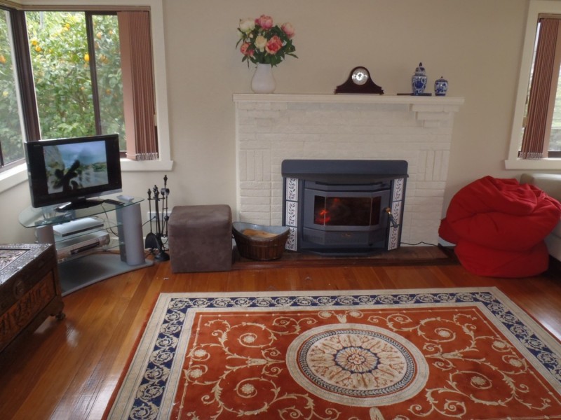 13 Gibsons Parade, Warburton VIC 3799