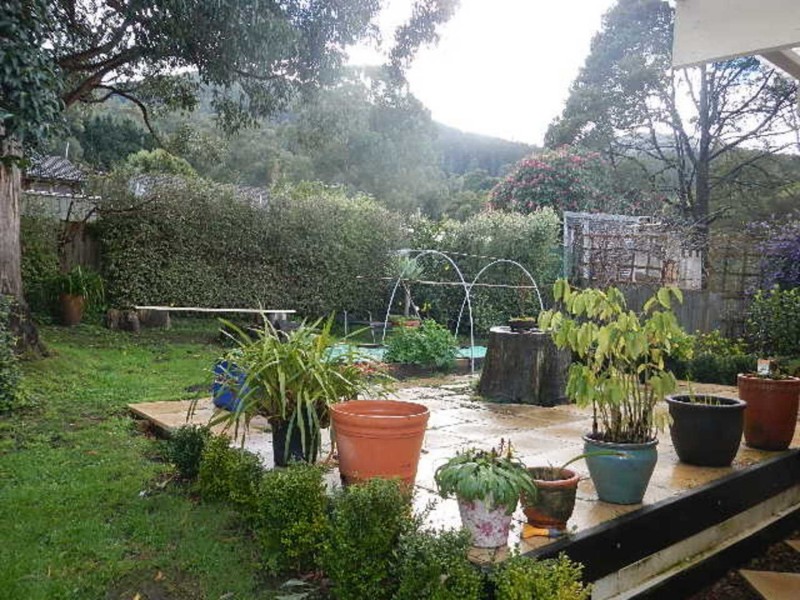 17 Christine Street, Millgrove VIC 3799