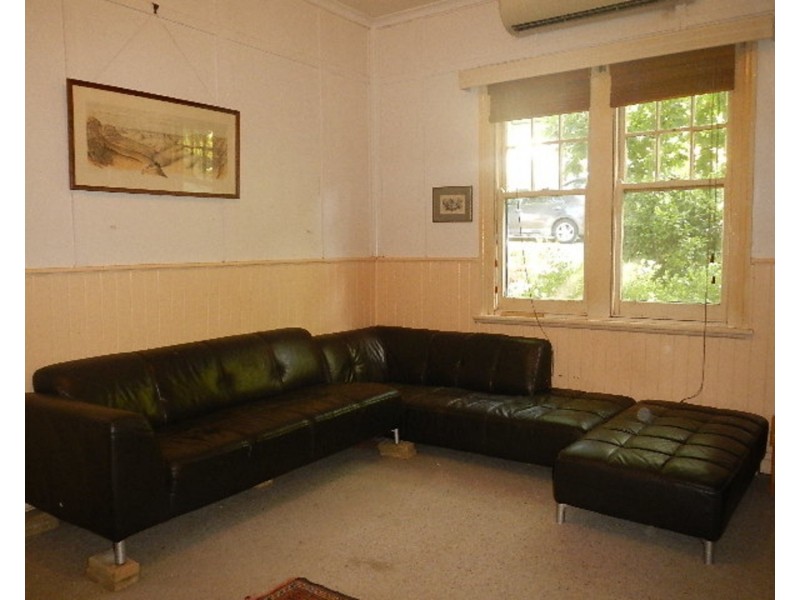 1 Lithgow Avenue, Warburton VIC 3799