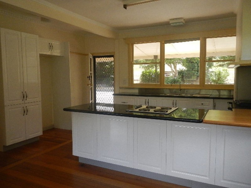 9 Richards Road, Warburton VIC 3799