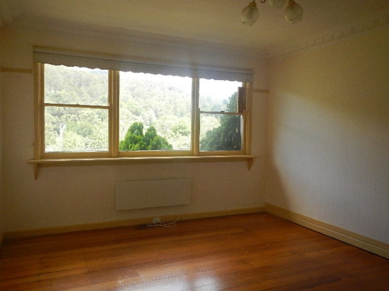 9 Richards Road, Warburton VIC 3799