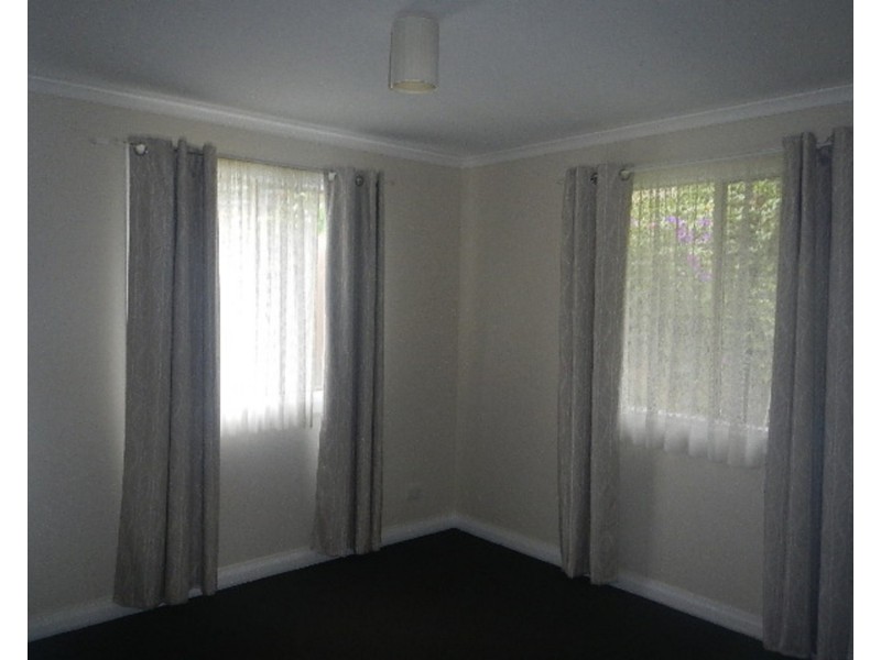 8 Mildura Avenue, Warburton VIC 3799