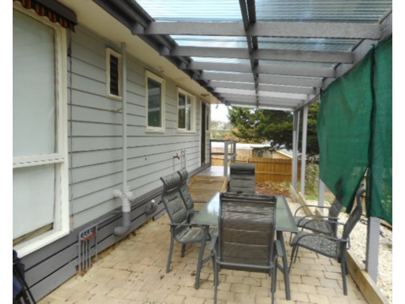 6 Mathers Avenue, Launching Place VIC 3139
