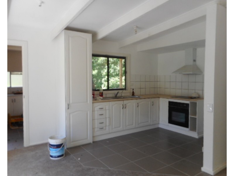 35 Tarhilla Drive, Launching Place VIC 3139
