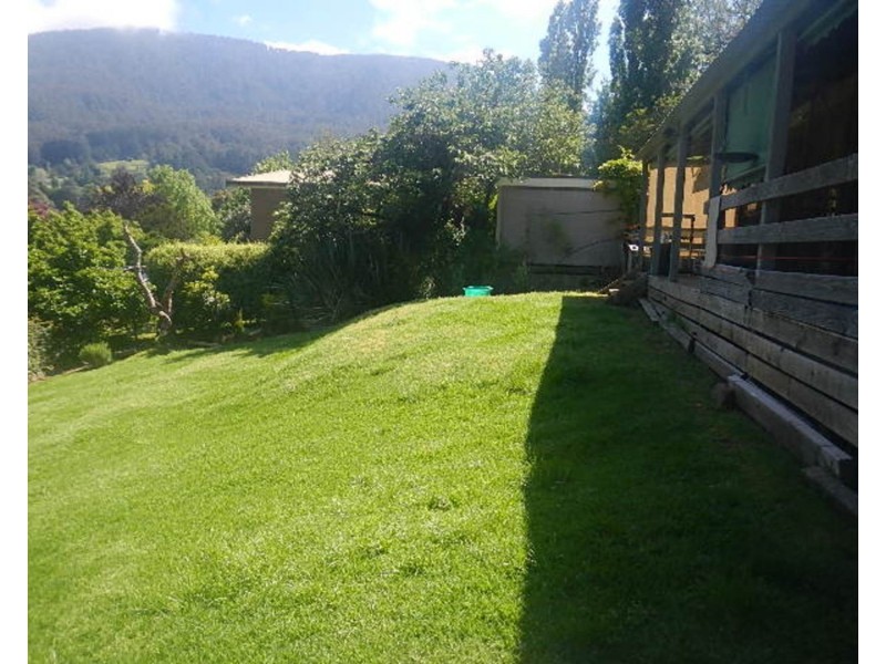 7 Pheasant Parade, Warburton VIC 3799