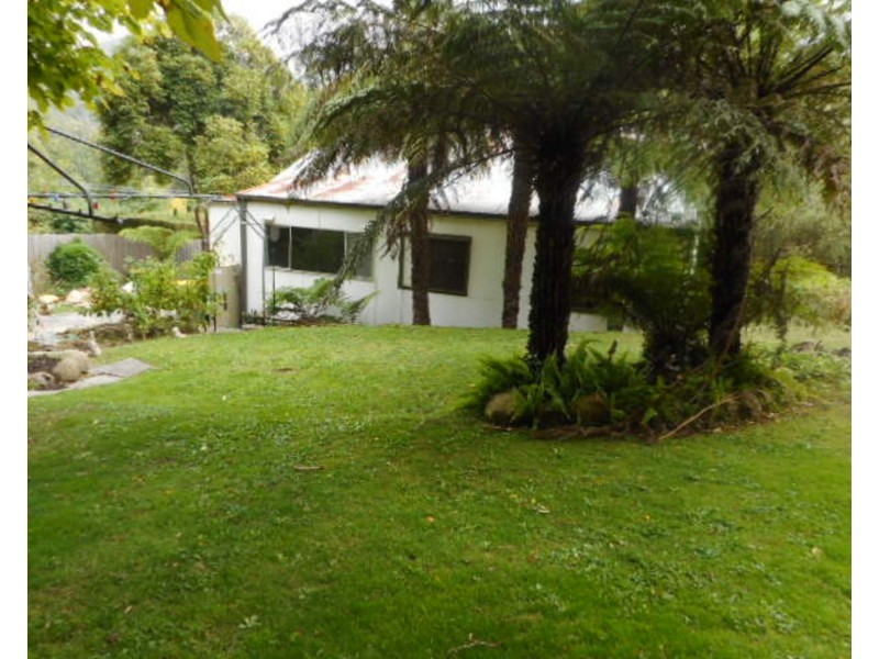 1 Cornish Road, Warburton VIC 3799