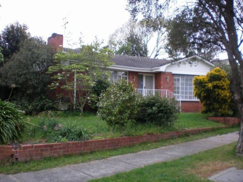 27 Glenfern Avenue, Doncaster VIC 3108