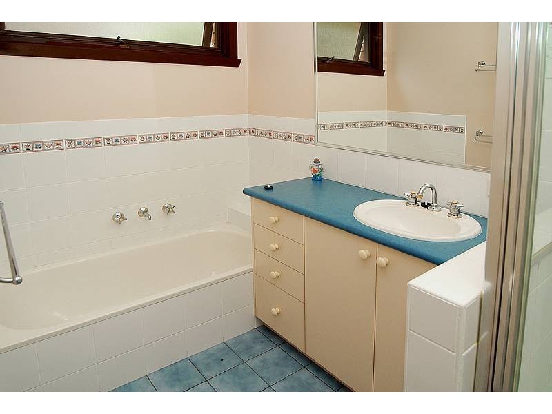 8 Correa Court, Doncaster East VIC 3109