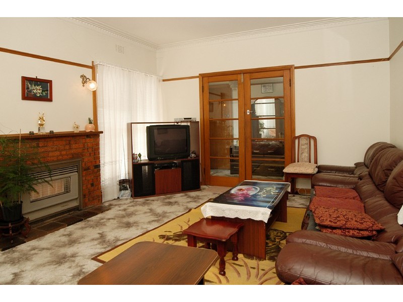 10 Lord Street, Doncaster East VIC 3109