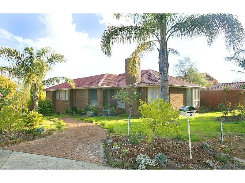 2 Huntingfield Drive, Doncaster East VIC 3109