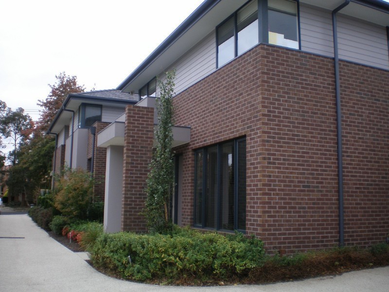 22B Ross Street, Doncaster East VIC 3109