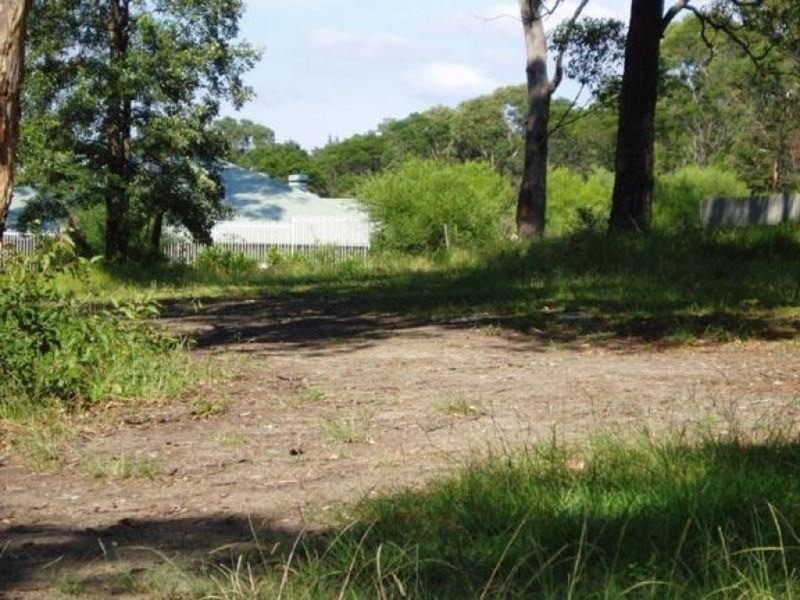 13 Mernie Avenue Street, Old Erowal Bay NSW 2540