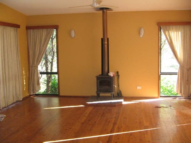 34 Streamside Street, Woollamia NSW 2540