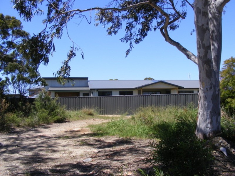 10 Omega Place, Vincentia NSW 2540