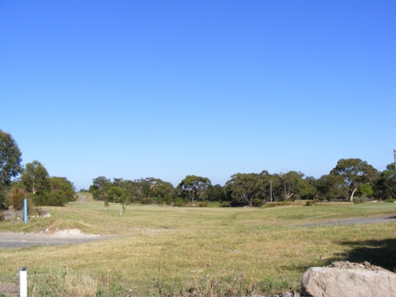 10 Omega Place, Vincentia NSW 2540