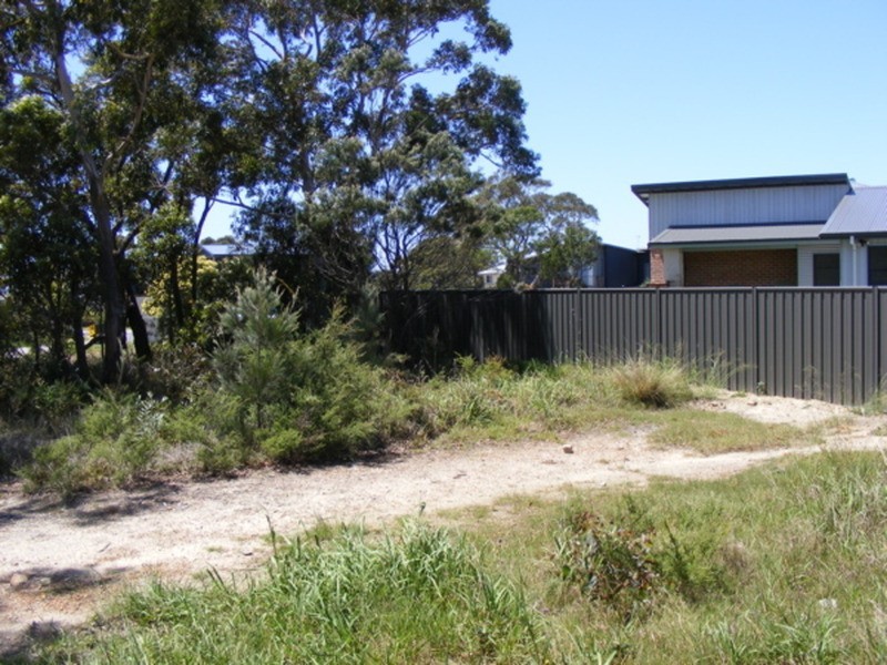 10 Omega Place, Vincentia NSW 2540