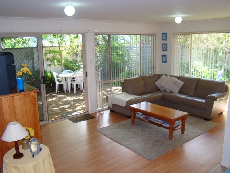 4/35 Duncan Street, Huskisson NSW 2540