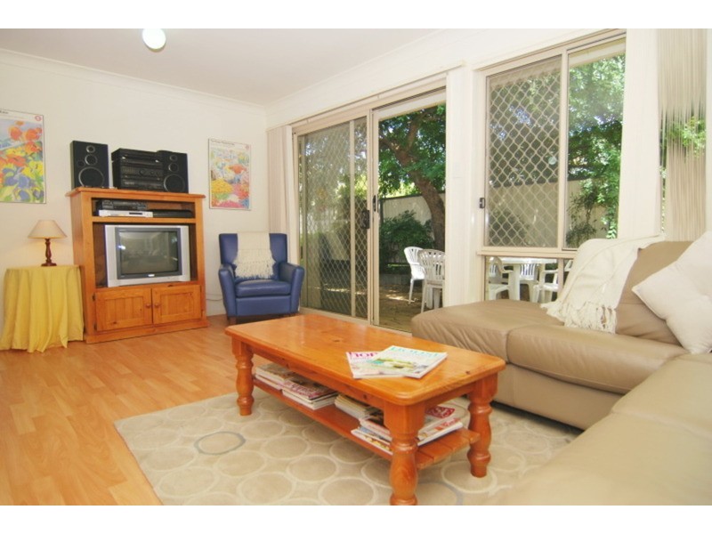 4/35 Duncan Street, Huskisson NSW 2540