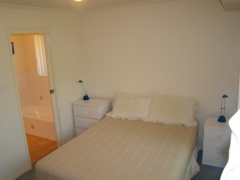 4/35 Duncan Street, Huskisson NSW 2540