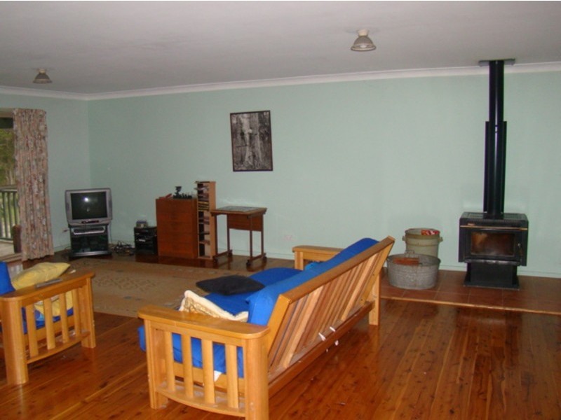 14 Brompton Road, Basin View NSW 2540