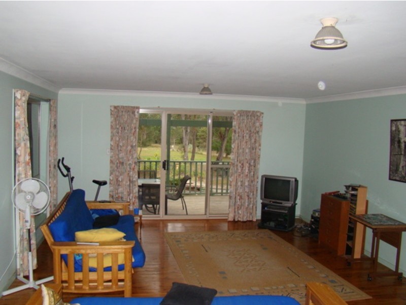 14 Brompton Road, Basin View NSW 2540