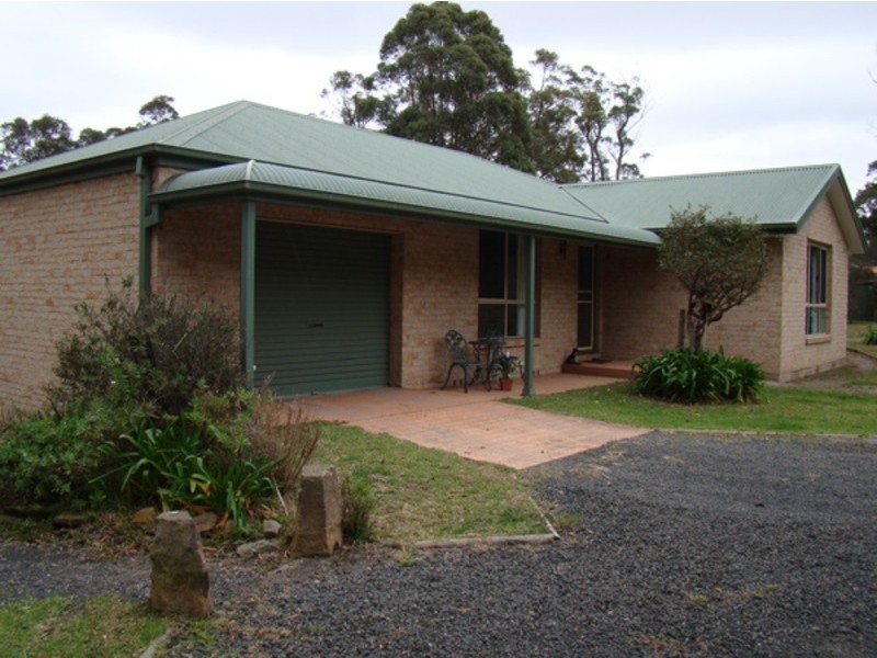 14 Brompton Road, Basin View NSW 2540
