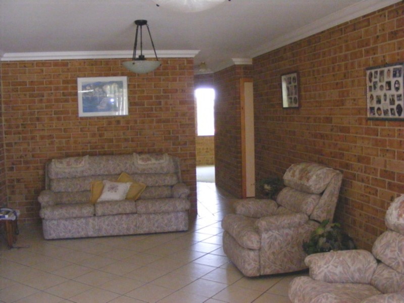 1 and 2/11 Leumeah Street, Sanctuary Point NSW 2540