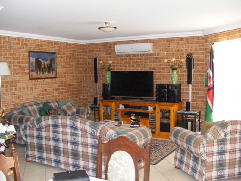 1 and 2/11 Leumeah Street, Sanctuary Point NSW 2540