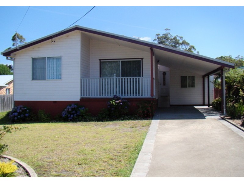 22 Tasman Road, St Georges Basin NSW 2540