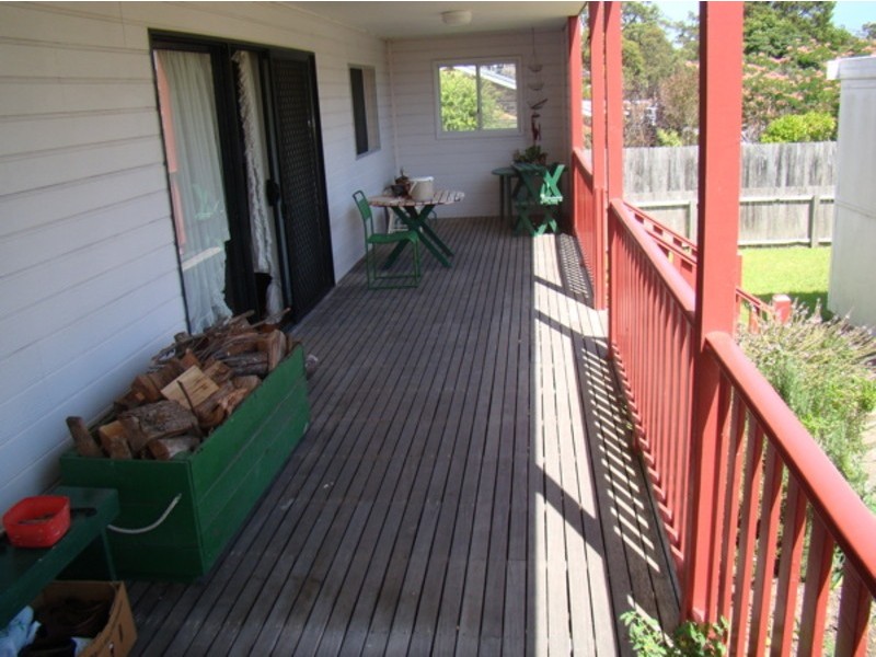 22 Tasman Road, St Georges Basin NSW 2540