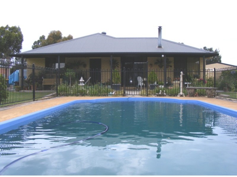 6 Wandean Road, Wandandian NSW 2540