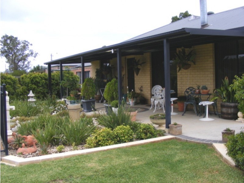 6 Wandean Road, Wandandian NSW 2540