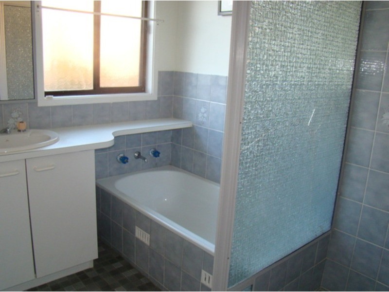 65 Roulstone Crescent, Sanctuary Point NSW 2540