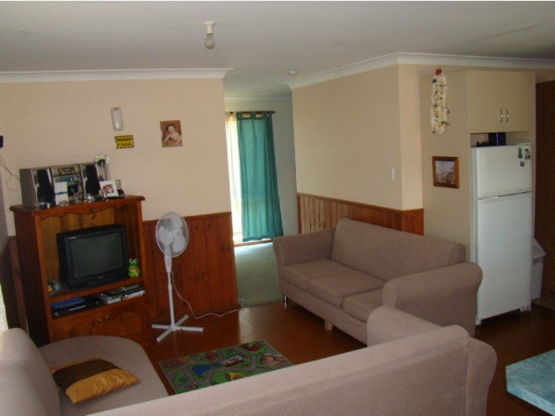 2 Dorothy Street, Basin View NSW 2540