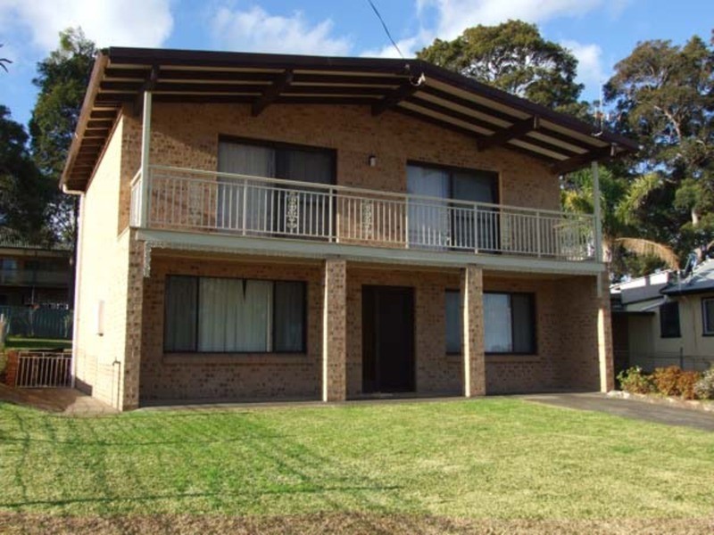 90 Walmer Avenue, Sanctuary Point NSW 2540