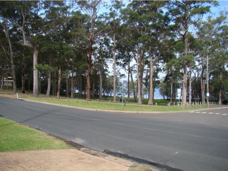 3 Basin View Parade, Basin View NSW 2540