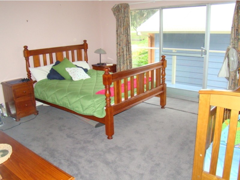 32 Watersedge Avenue, Basin View NSW 2540