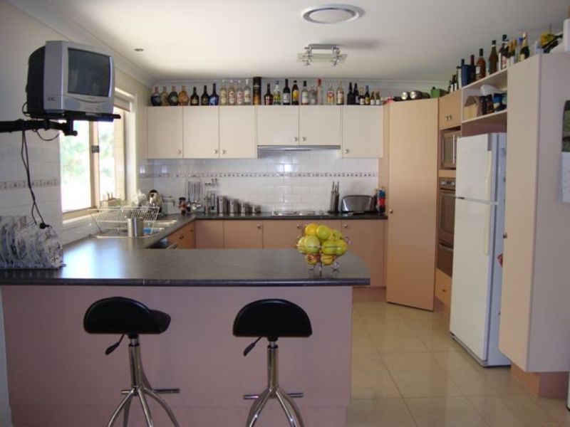 8 Frederick Street, Sanctuary Point NSW 2540
